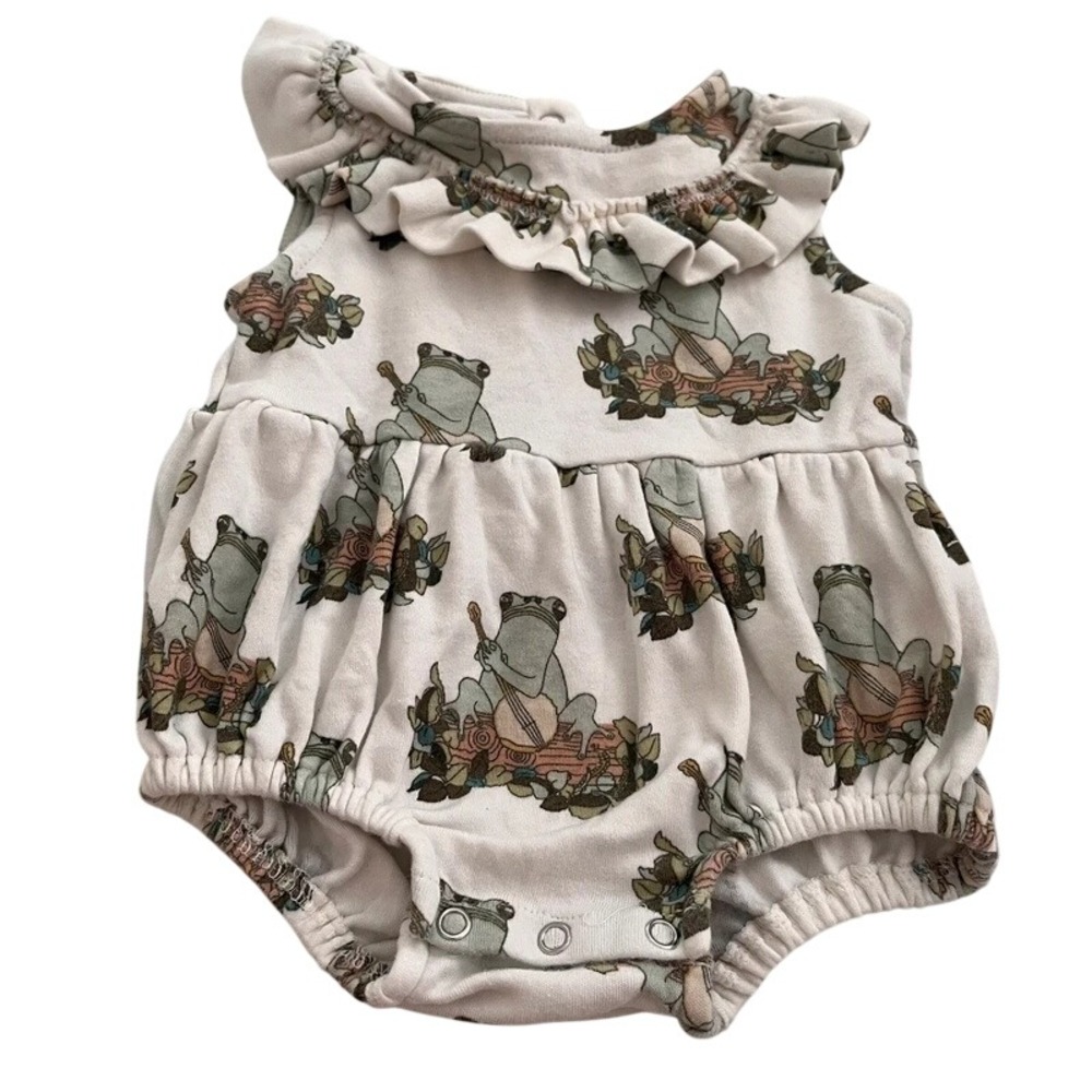Kate Quinn Banjo Frogs Ruffle Bubble Romper Organic Cotton 3-6 Months